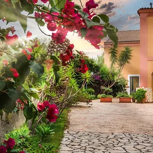 Casale E Relais 4*, Motta Camastra Italy